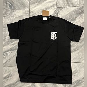 Burberry Tshirt
